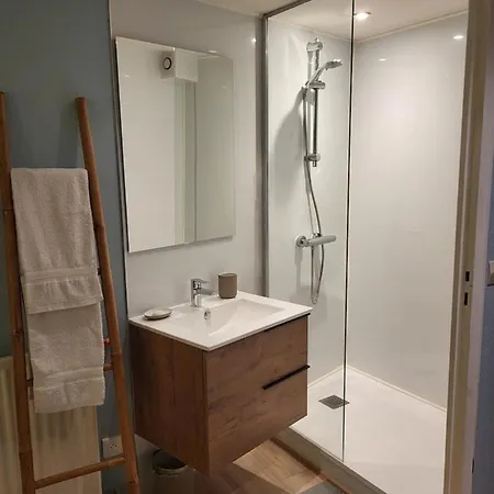 Les Glycines, T2 Near Downtown Appartement