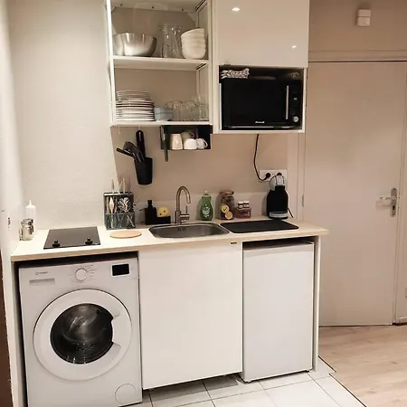 Apartment Les Glycines, T2 Near Downtown Poitiers