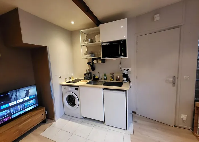 Les Glycines, T2 Near Downtown Apartamento